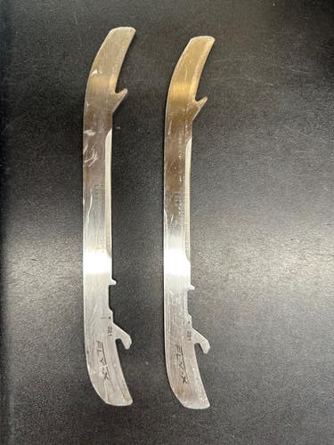 Bauer Fly-X 221 mm (Used)-In good shape with lots of steel left