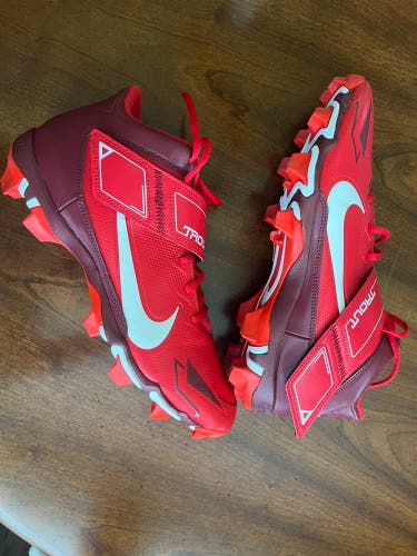 Red Men's Size M 12.0 (W 13.0) Nike Trout High Top Molded Cleats (New)