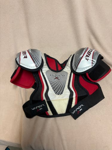 Small Junior CCM Vapor X20 Shoulder Pads (Used)
