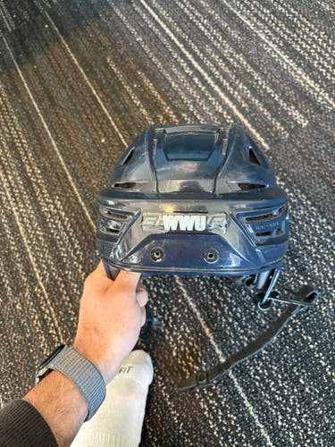 Large Bauer Re-Akt 150 Helmet (Used)