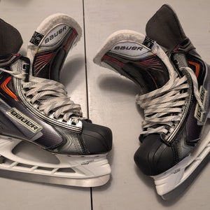 Bauer Vapor APX2 Hockey Skates 6E Pro Stock Wide
