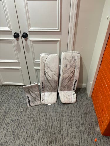 32" 2024 Bauer Vapor X5 Pro Regular Goalie Full Set (Used)