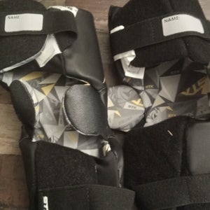 Medium Adult STX Stallion 200 Arm Pads (New)