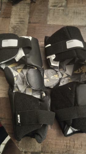 Medium Adult STX Stallion 200 Arm Pads (New)