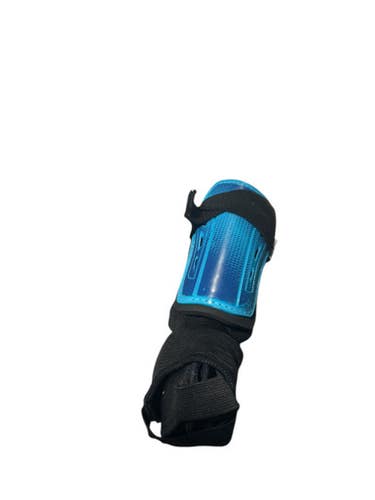 Used Brava Soccer Shin Guards Junior Royal Blue XXS 11834-S000045052