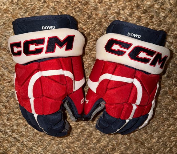 Washington Capitals Nic Dowd Game Used Worn CCM HG12 Hockey Gloves 14” NHL