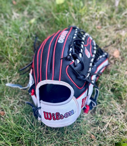 2024 Wilson A2000 SuperSkin OT7 Spin Control 12.75"(New)