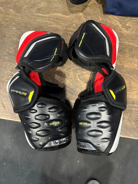 Senior Bauer Vapor Hyperlite Elbow Pads (Used)