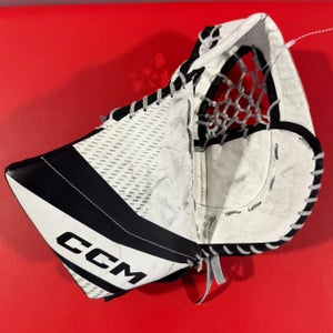 CCM YTFlex 3 Goalie Gloves, Size Youth Regular