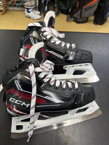 CCM EFlex 6.9 Hockey Goalie Skates (Used)-worn once and in near perfect condition