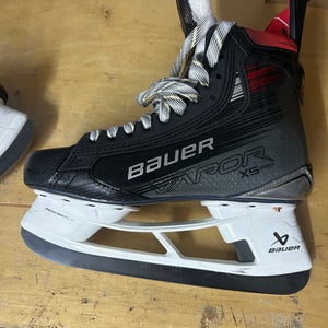 Bauer Vapor X-Lite Hockey Skates Extra Wide Width 8 (Used)