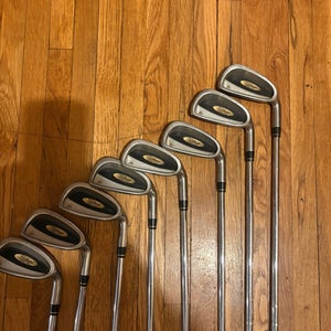 2001 Titleist Titleist DCI 822 Oversize Right Handed Iron Set (Used)