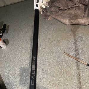 Maverik Havok 2 Strung Head on black maverik caliber defense shaft