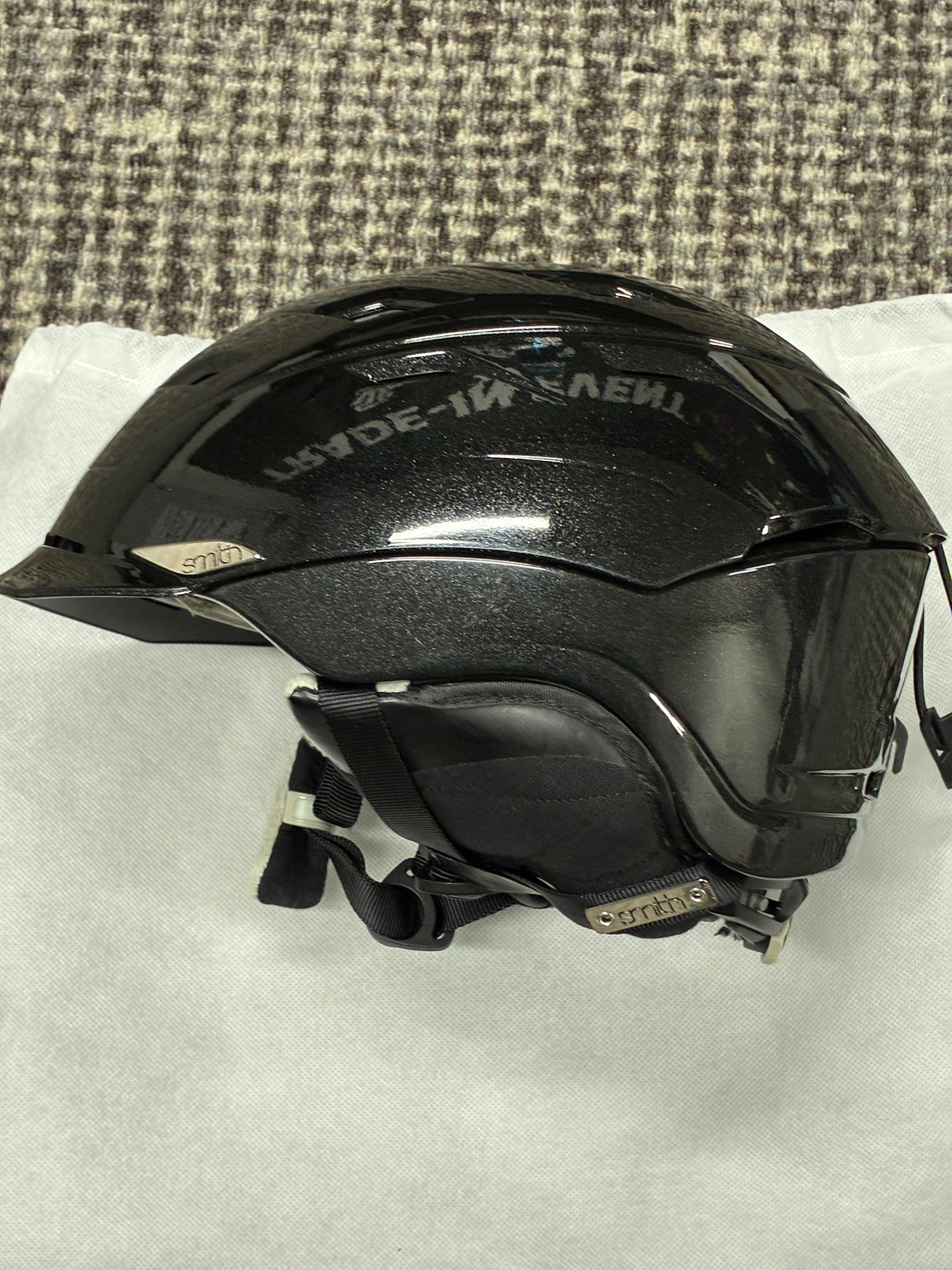 Kid's Small Smith Zoom Jr. Helmet w goggles | SidelineSwap | Buy