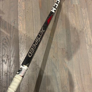 Junior CCM JetSpeed Hockey Stick Right Handed P30 40 Flex (Used)