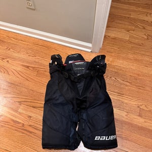 Intermediate Large Bauer Vapor Hyperlite Hockey Pants (Used)