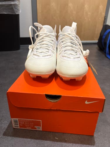 Unisex Size M 12.5 (W 13.5) Nike Huarache 9 Elite Mid Mid Top (New)