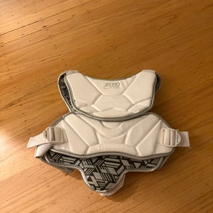 Small Youth True Zerolyte Shoulder Pads (Used)