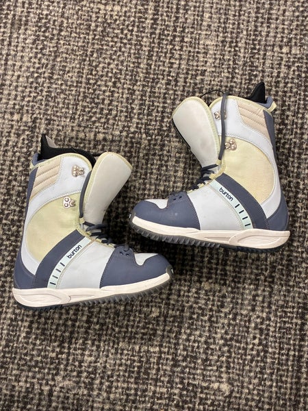 Burton Freestyle Snowboard Boots I Women’s 7