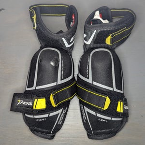 Junior Small CCM Tacks 9550 Elbow Pads (Used)