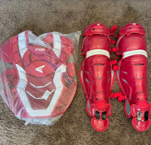 Red Easton Elite x Catcher's Set (Used)
