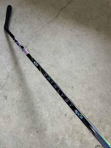 95 Flex P28 Senior True Catalyst 9x3 Right Hand Hockey Stick Pro Stock (New)