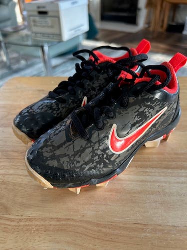 Black Kid's 10K (Toddler) Youth Nike Low Top Molded Cleats (Used)