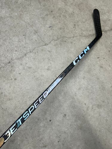 95 Flex P28M Senior CCM JetSpeed FT5 Pro Left Hand Hockey Stick Pro Stock NHL (New)