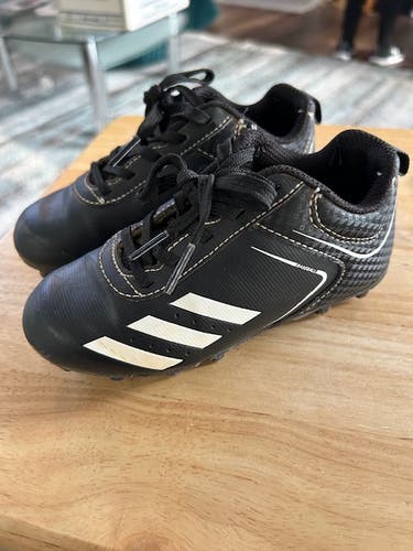 Black Kid's 10K (Toddler) Youth Adidas Low Top Molded Cleats (Used)