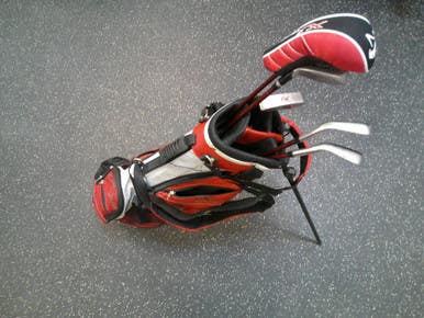 Used Callaway XJ SERIES Jr Package Set RH Red 6 Piece 11339-S000198056