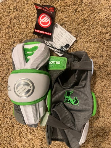 Large Custom NY Lizard Maverik Rome Arm Pads (New)