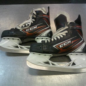 Used CCM FT440 Intermediate Hockey Skate Intermediate 5.0 11339-S000197938