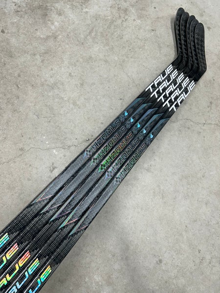 5 PACK 80 Flex P28M Senior True Hzrdus 9x4 Left Hand Hockey Stick Pro Stock (New)