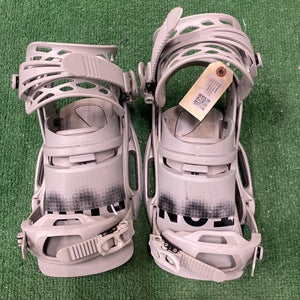 Men's Small Burton CARTEL X EST Snowboard Bindings (Used)