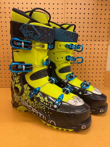 Mondo 29 & 29.5 Men's Alpine Touring Ski Boots Medium Flex (Used)