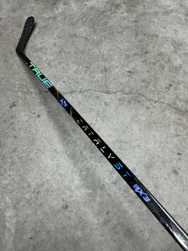 75 Flex P29 Senior True Catalyst 9x3 Right Hand Hockey Stick Pro Stock (New)