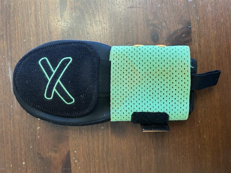 Green Junior Sour Apple Ice Cream Sliding Mitt Sliding Mitt (Used)