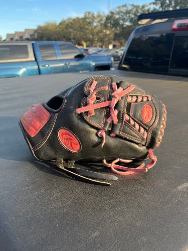 Rawlings Heart of the Hide RH Pitcher's Baseball Glove 11.75" (Used)