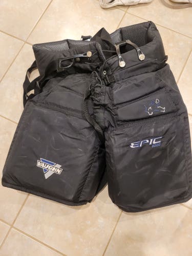 Senior Large Vaughn 8000 Epic Hockey Goalie Pants (Used)