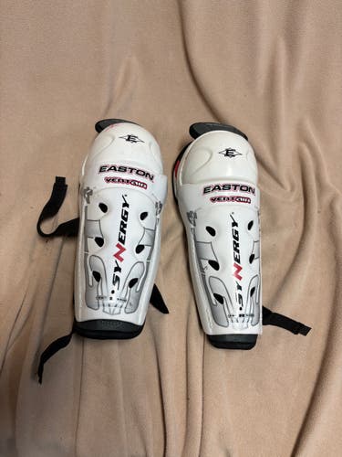 Junior Easton Synergy 10" Shin Pads (Used)