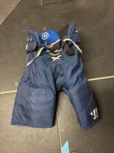 Junior Large Warrior Covert QRE 30 Hockey Pants (Used)