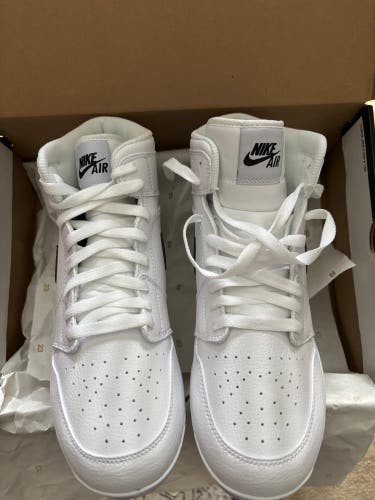 White Men's Size M 8.5 (W 9.5) Adult Air Jordan Metal Cleats (New)