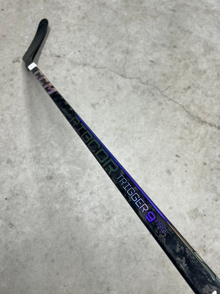 95 Flex P28M Senior CCM RibCor Trigger 9 Pro Right Hand Hockey Stick Pro Stock (New)