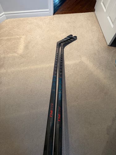 Senior CCM Vizion Right Handed Hockey Stick P28M 80 Flex Pro Stock (Used)