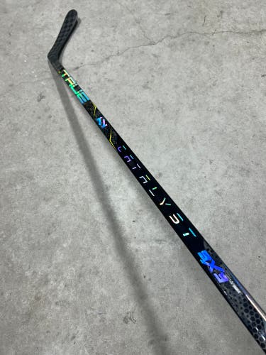 75 Flex P90TM Senior True Catalyst 9x3 Right Hand Hockey Stick Pro Stock (New)