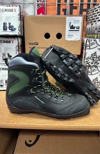 SNS BC Karhua Borealis Used Cross Country Ski Boots Salomon Back country x/c used x-adventure