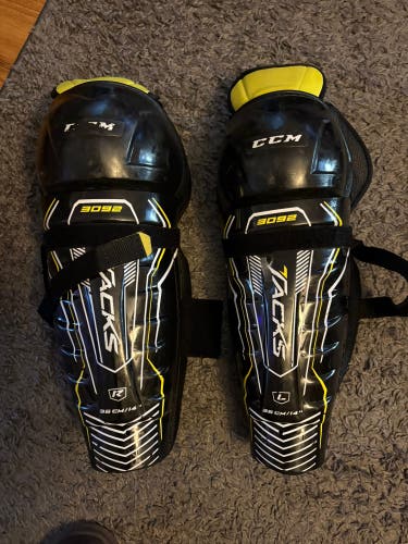 Senior CCM Tacks 3092 14" Shin Pads (Used)