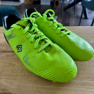 Green Unisex Size M 7.5 (W 8.5) Molded Cleats Cleats (Used)