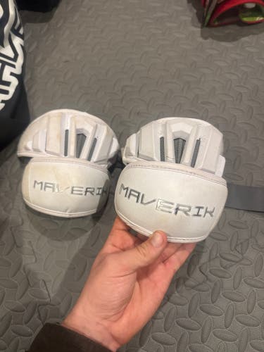 Large Adult Maverik Max Arm Pads (Used)