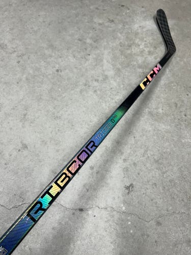 95 Flex P90TM Senior CCM RibCor Trigger 8 Pro Left Hand Hockey Stick Pro Stock NHL (New)